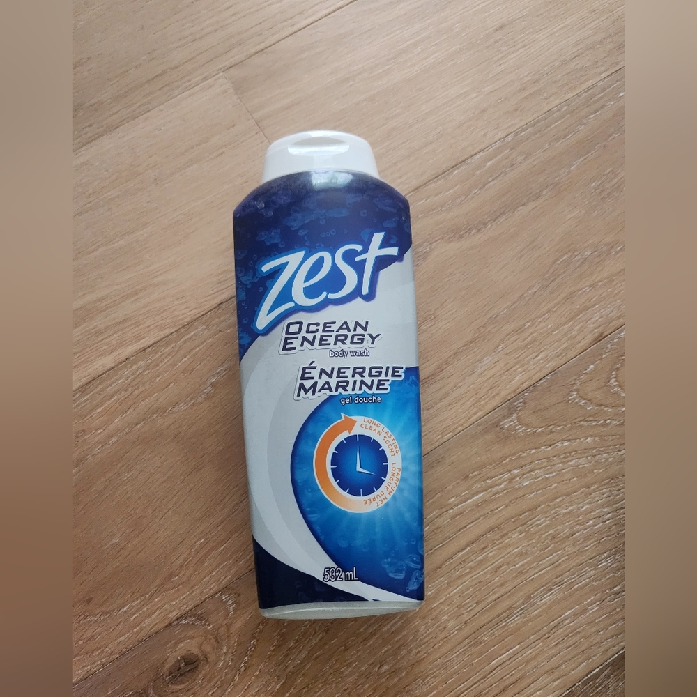 ZEST | NWOT Body wash in Ocean Energy